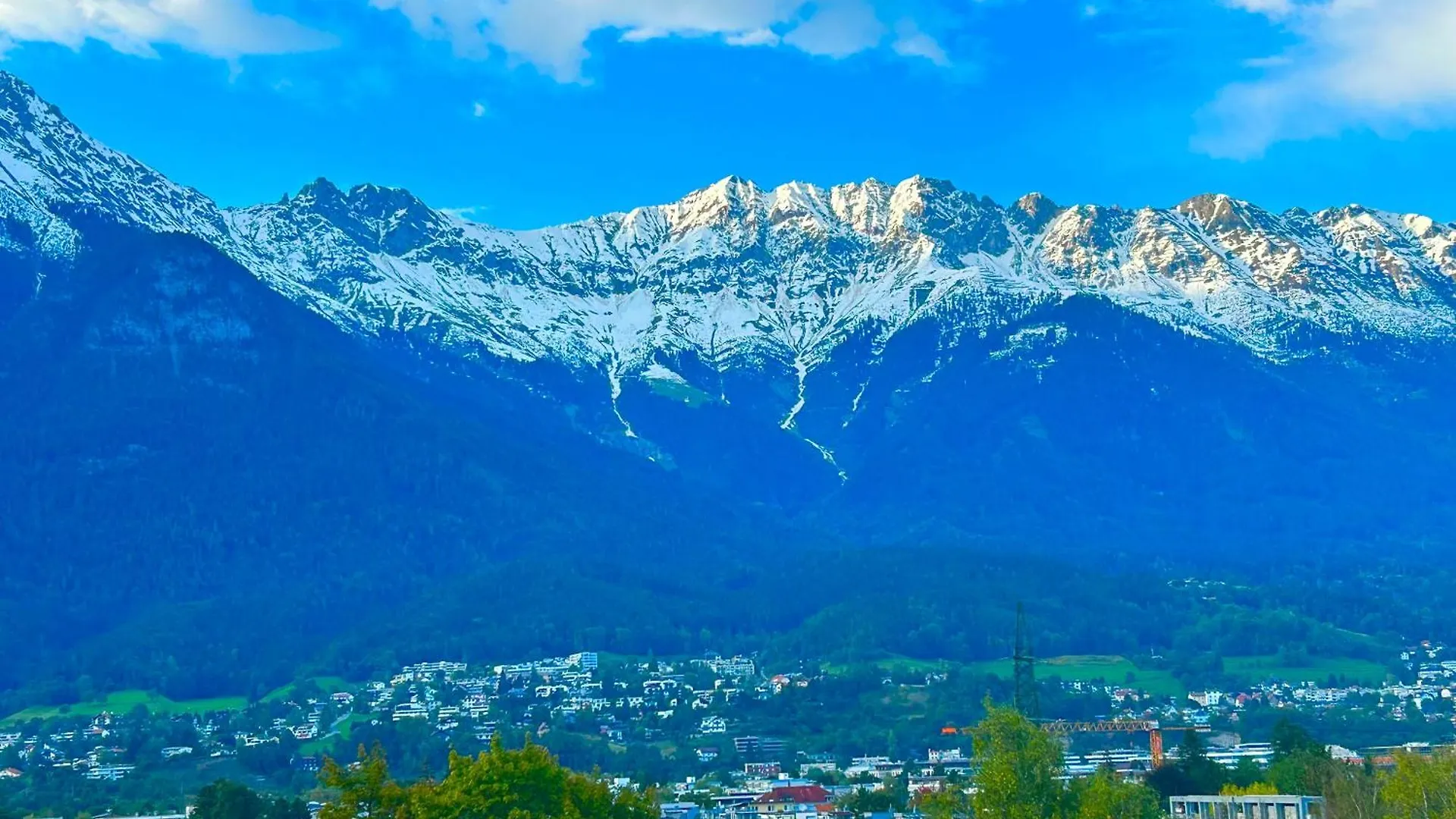 Anybody 2 Innsbruck Apartment